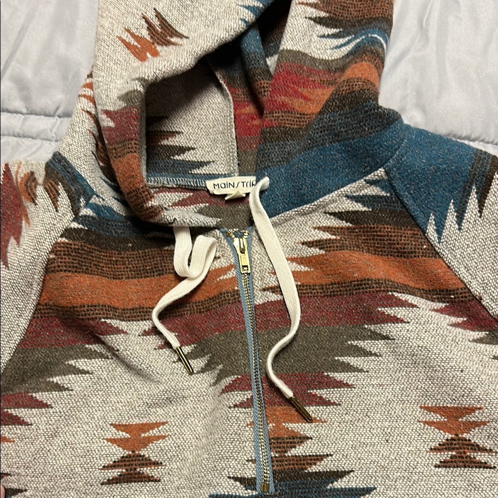 Southwestern Patterned Hoodie - Picture 5 of 5